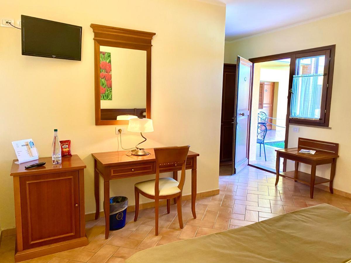 Hotel Ristorante Le Querciolaie Dei Ricci Fonteblanda Bagian luar foto