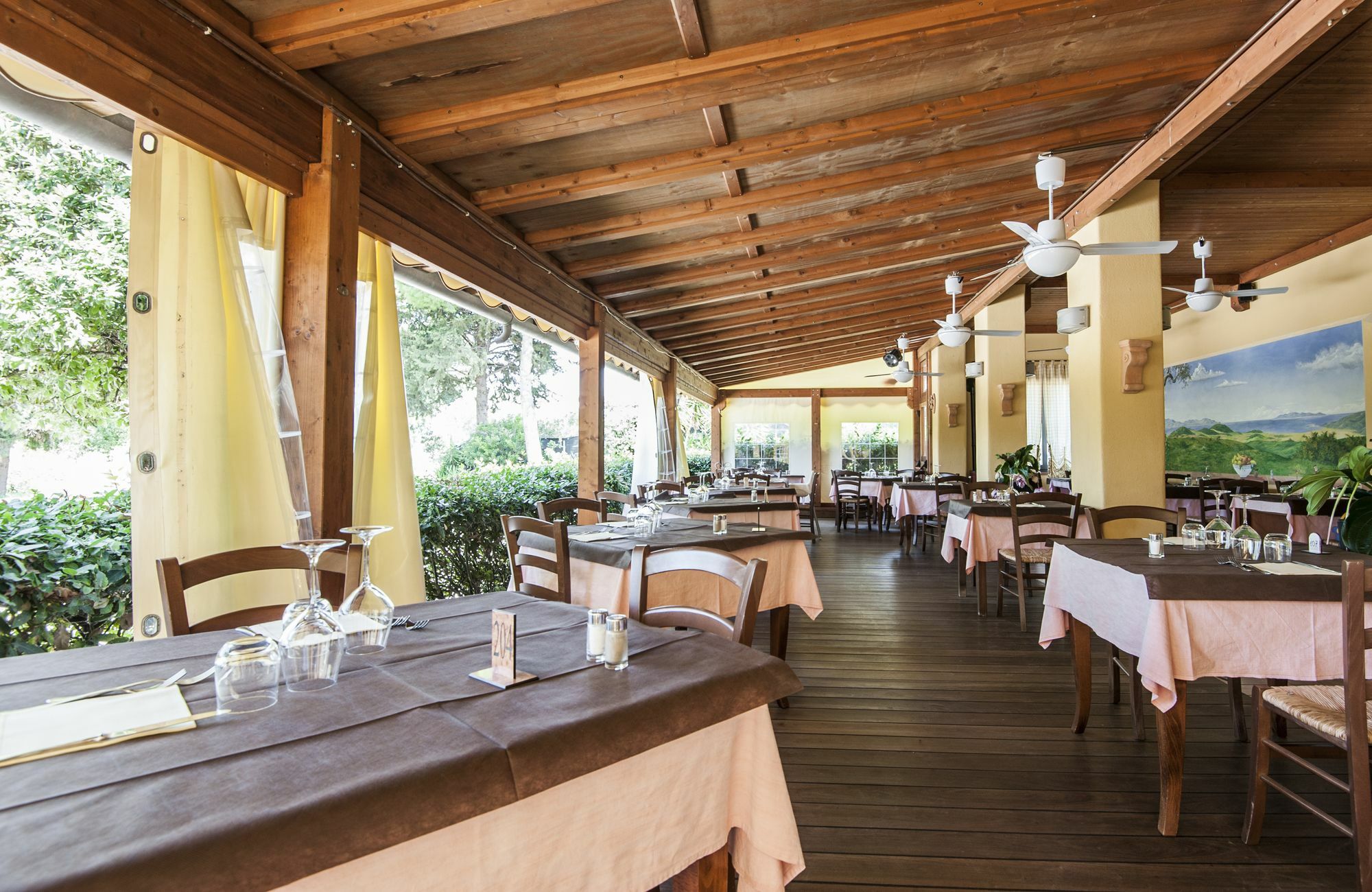 Hotel Ristorante Le Querciolaie Dei Ricci Fonteblanda Bagian luar foto
